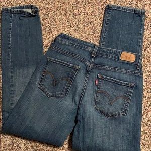Levi’s Jeans 8 short mid rise skinny